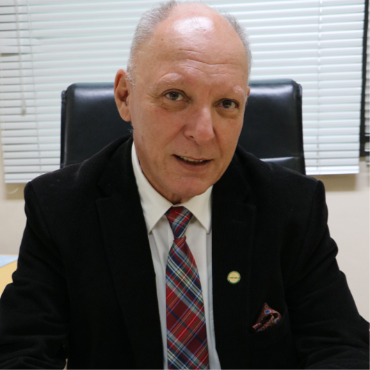 Dr Carlos Isaia Filho